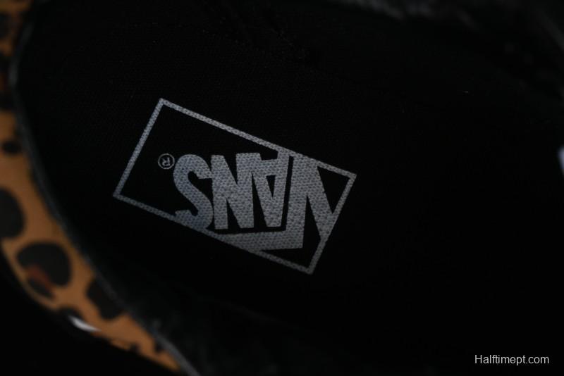 Vans Old Skool Classic Retro Low-Top Canvas Sneakers with Leopard Print and Slip-Resistant Sole - VN000CR5CJK