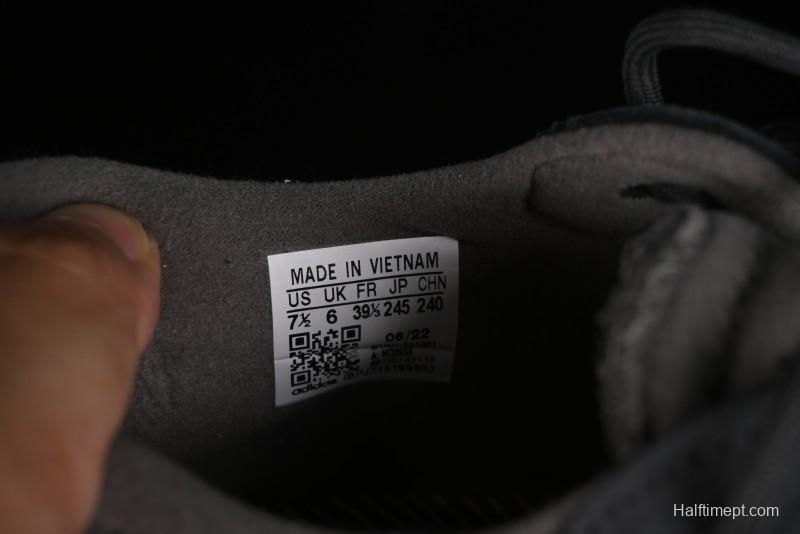 Adidas Originals Ozweego TR Retro Lightweight Running Sneakers - IF8577