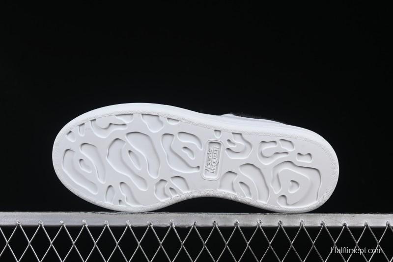 Alexander McQueen Oversized Sneakers with Black Suede Heel Detail - D.E5