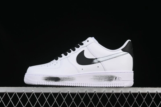 Nike Air Force 1 '07 Low Casual Sneakers in White-Black Gradient with Full-Length Air Cushion - ZH0316-078