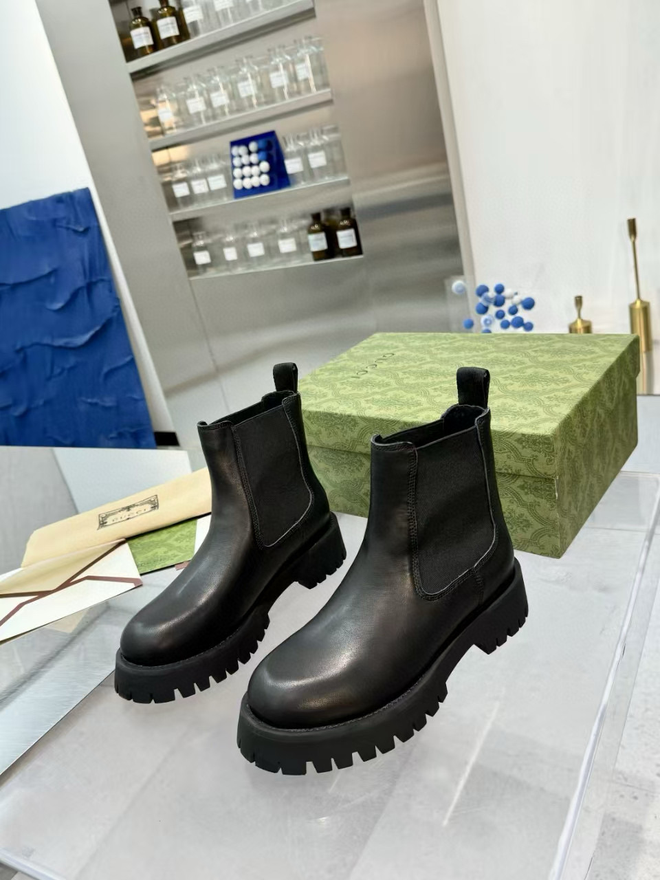 2024 Unisex Gucci Black Leather Martin Boots MJ00340
