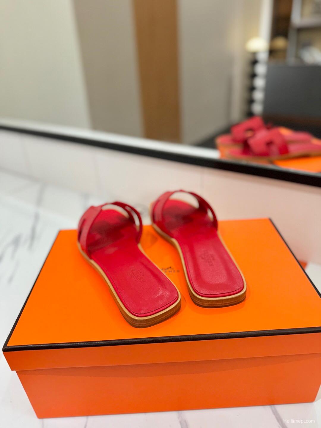 2025 Women Hermès Red Leather Slippers KFY00260