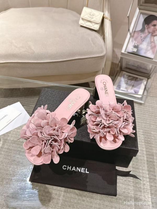 2025 Women Chanel Pink Suede Flower Mule