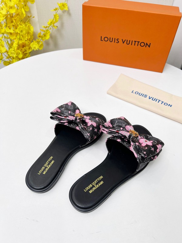 2025 Women Louis Vuitton Black Pink Leather Slippers LY00190
