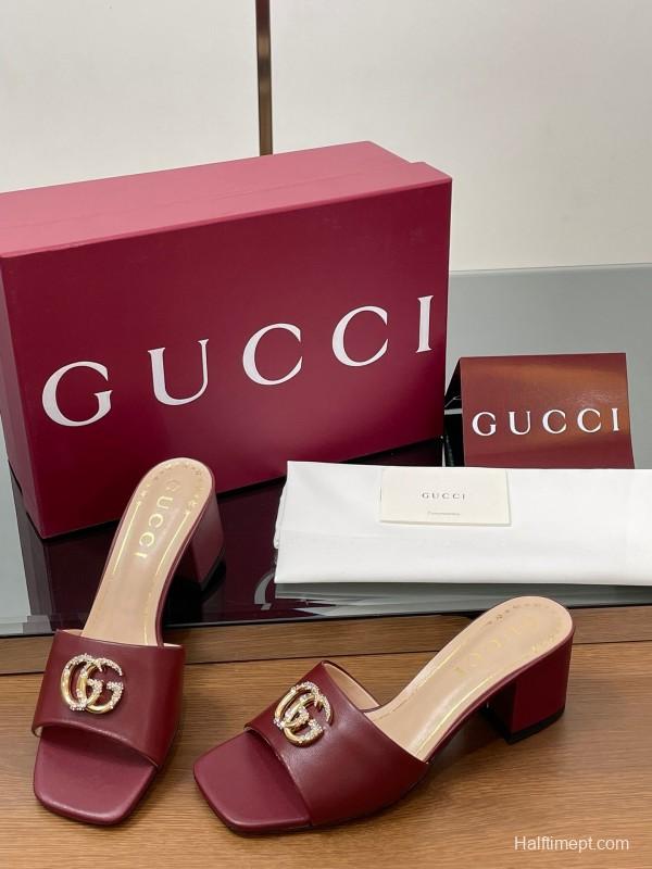 2025 Women Gucci Burgundy Leather Sandals GG Crystal LY00280