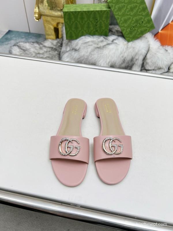 2025 Women Gucci Pink Leather Slippers GG Buckle MJ00190