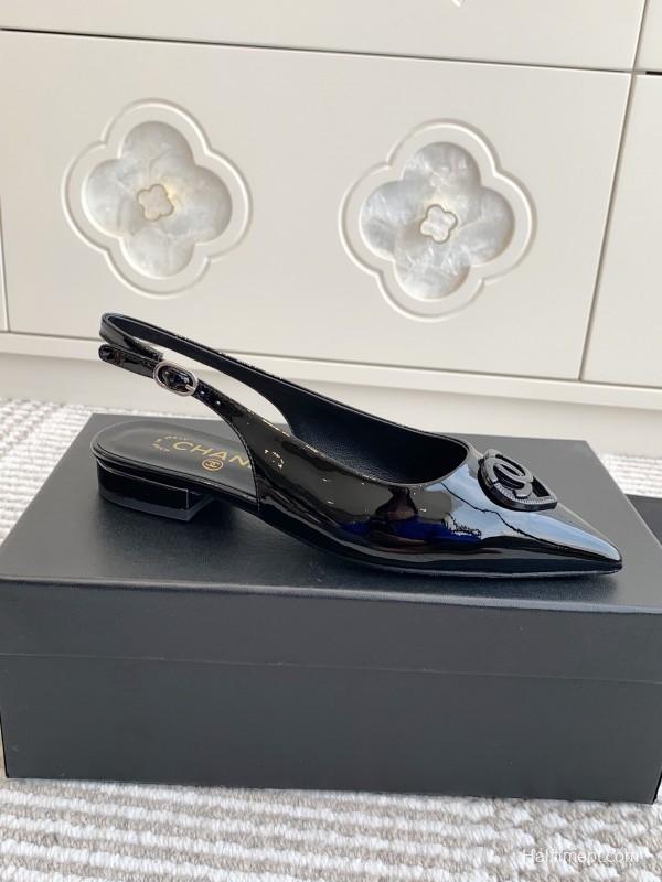 2025 Women Chanel Black Patent Leather Slingback Pumps KFY00300