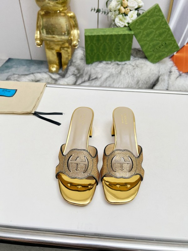 2025 Gucci Gold Leather Slippers
