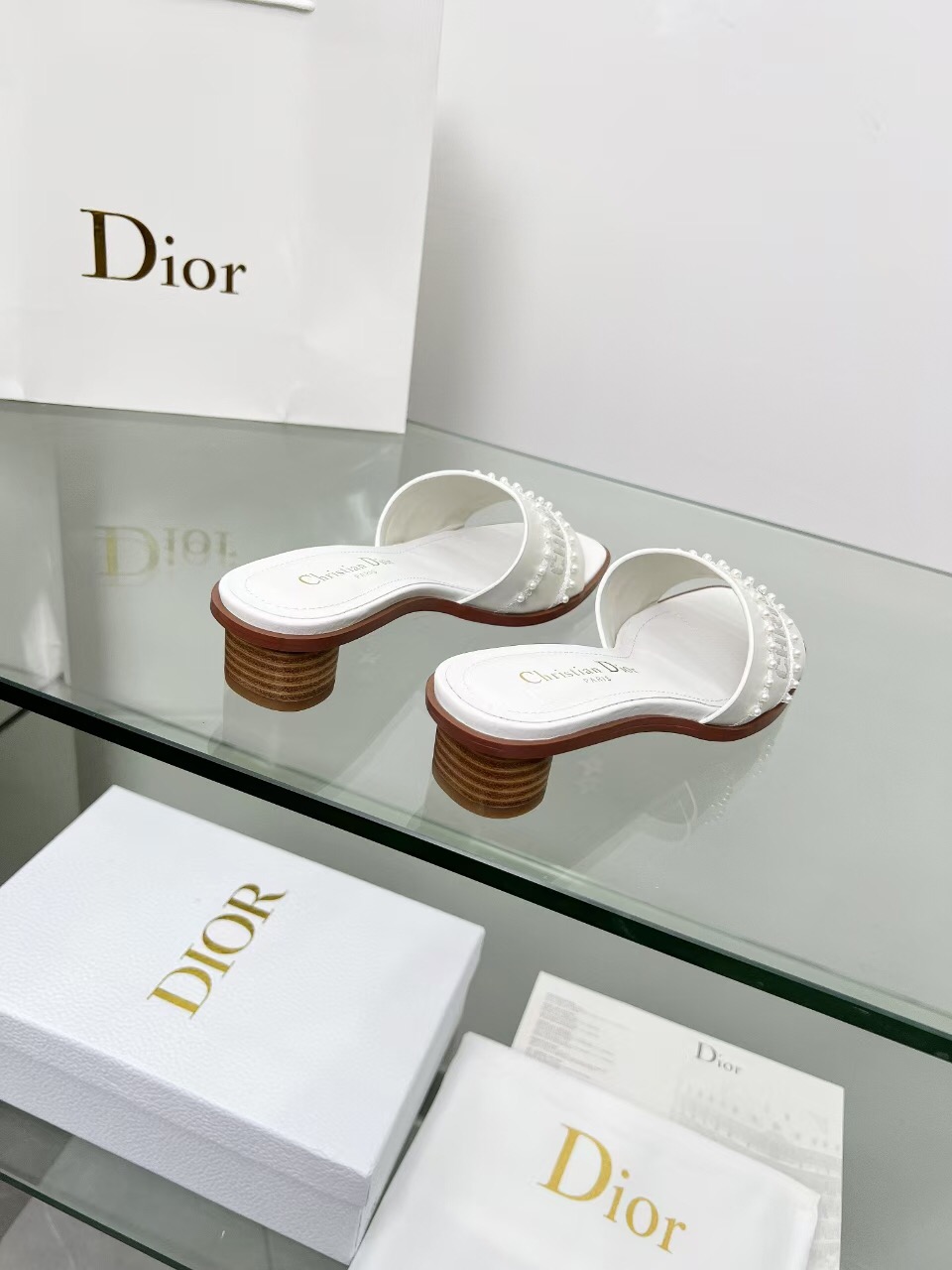 2025 Women Dior White Leather Mules Embroidered LY00210