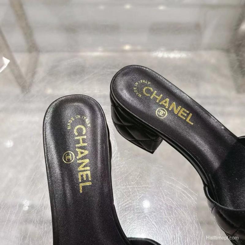 2025 Women Chanel Black Lambskin Sandals