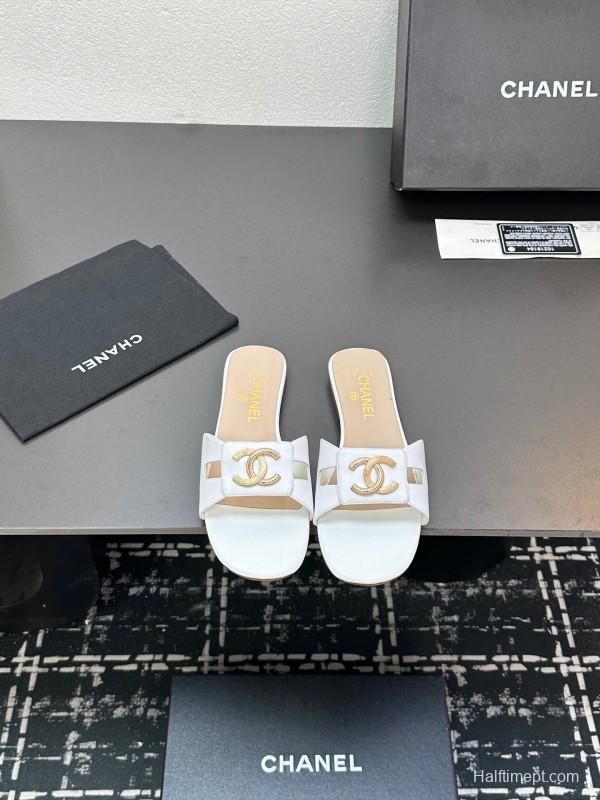 2025 Women Chanel White Leather Slippers