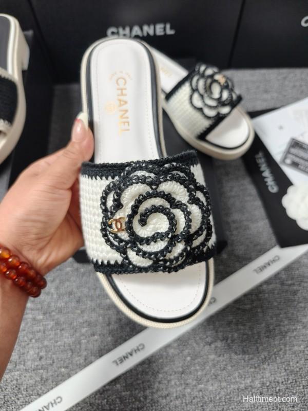 2025 Slippers Chanel Black White Fabric Camellia LY00000