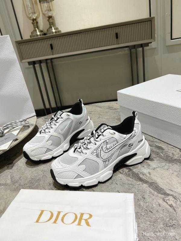 2025 Women Dior White Black Mesh Leather Sneakers KFY00370