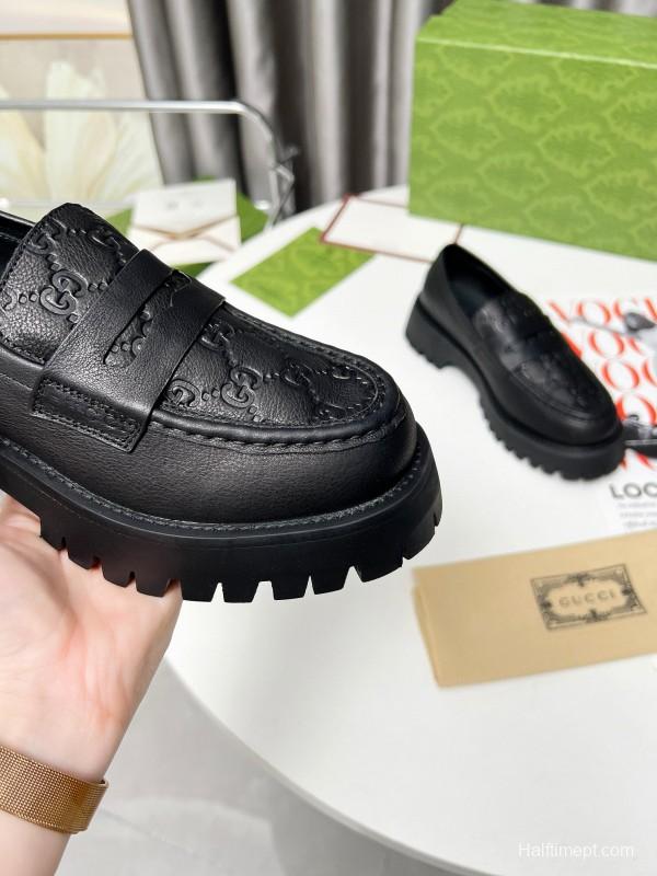 2024 Women Gucci Black Leather Loafers MJ00320