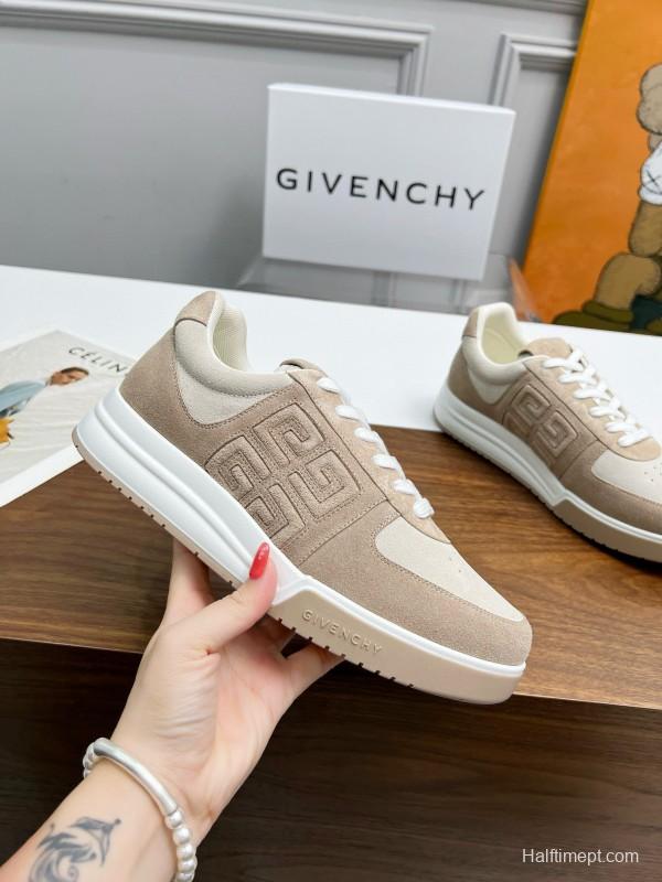 2024 Unisex Givenchy Beige Silk Calfskin Patent Leather Sneakers MJ00380