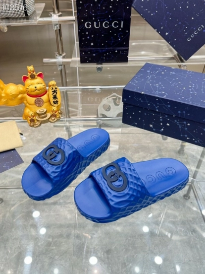 2025 Men Gucci Blue Rubber Slippers Interlocking G KFY00170