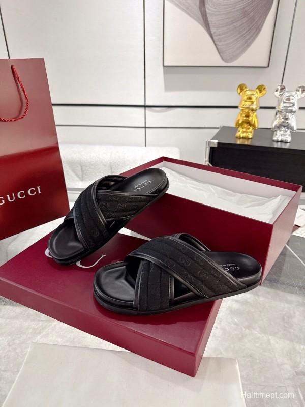 2025 Unisex Gucci Black Fabric Leather Slippers GG Embossed AS00240