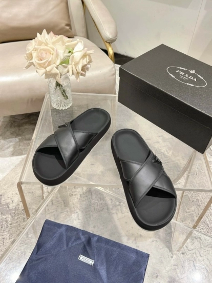 2025 Men Prada Black Leather Sandals KFY00220