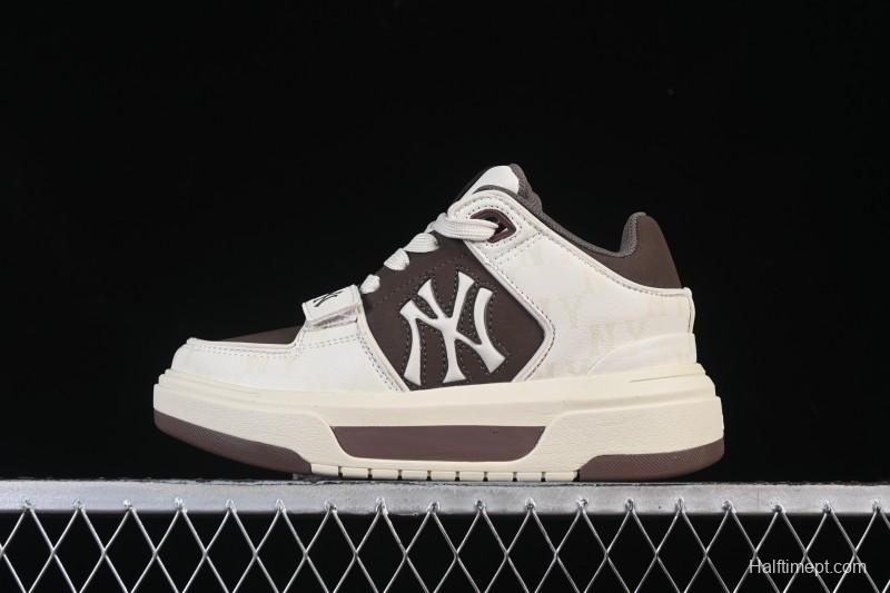 New York Yankees Chunky Liner Magic Strap Lightweight Platform Casual Sneakers - 3ASXW015N50BRS