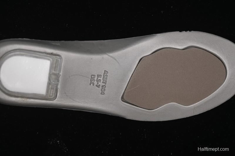 Nike SB Dunk Low Pro B Skate Shoes in Pale Ivory - HJ0367-100