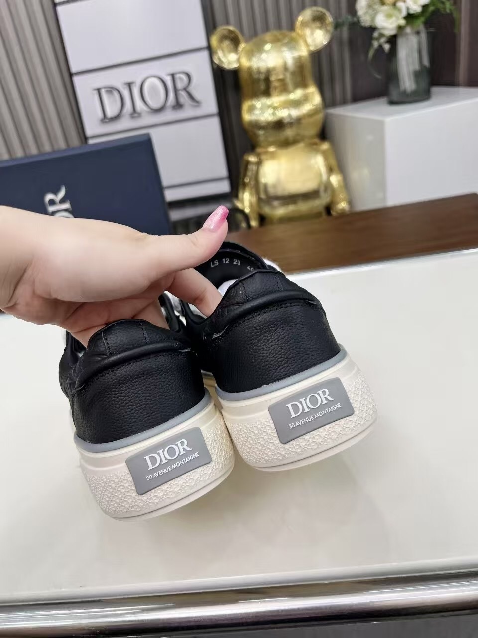 Dior B33 Sneakers Classic Tennis Shoe Reinvention - AS00290