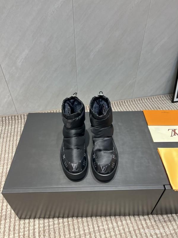 Louis Vuitton Fall/Winter 2025 Snow Boots Series Round Toe Thick Sole Down-Filled Snow Boots - KFY00310