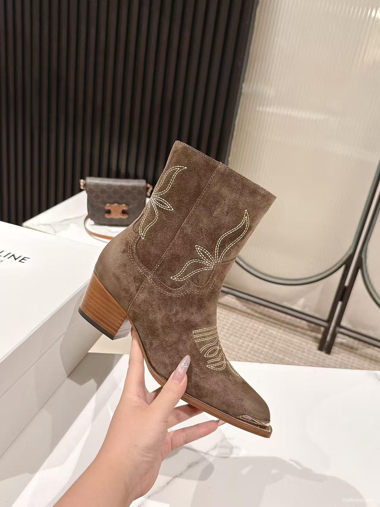 CELINE Fall/Winter 2025 Retro Fashion Ankle Boots - LY00440