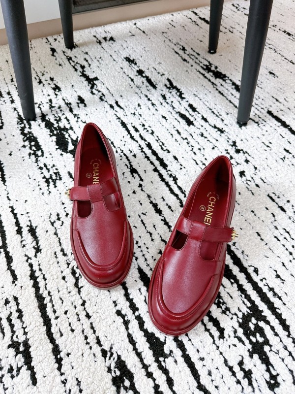 Chanel 2025 SS Loafers Classic Elegant Design - KFY00320