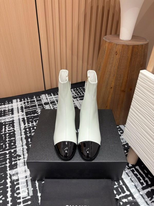 Chanel 2025/SS Quilted Patent Leather Block Heel Elastic Ankle Boots - LY00350