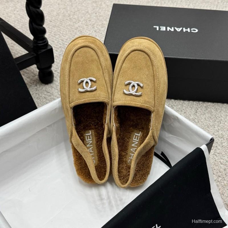 Chanel 2025/SS Teddy Fur Loafers with Double C Logo - KFY00300