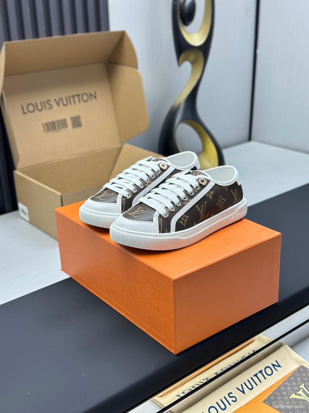 Louis Vuitton Time Out Series Animal Print Casual White Sneakers - AS00260