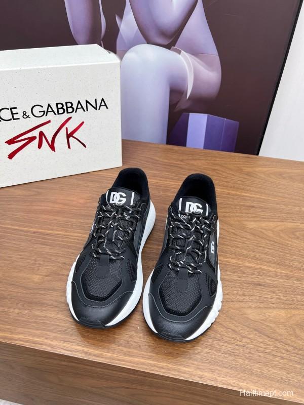 Dolce & Gabbana 2025 SS Casual Shoes with Exaggerated Fashion Style - AS00320