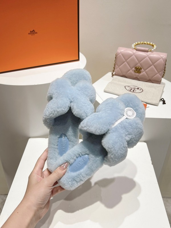 Hermès 2025 SS Love Slipper Flat Wool Slipper - LY00240