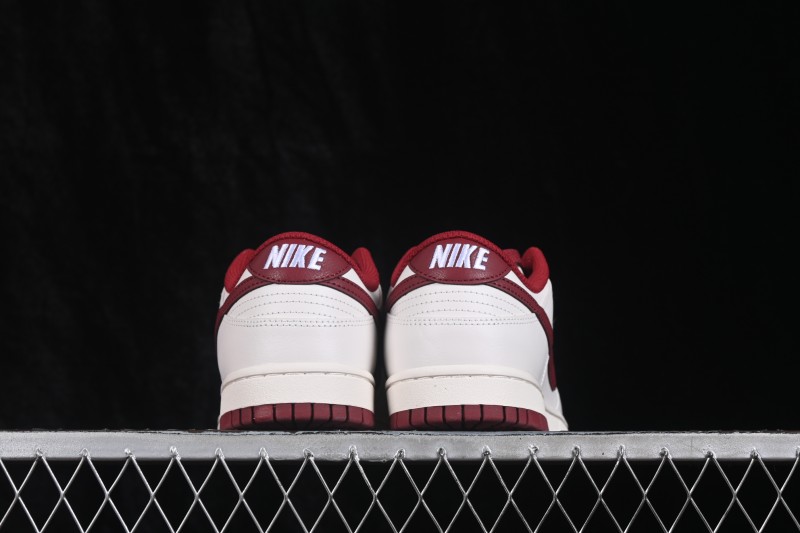 Nike SB Dunk Low White Red Skateboarding Shoes - HF5441-008