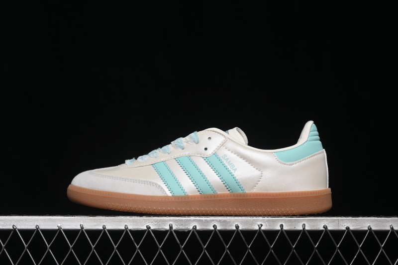 Adidas Samba OG Classic Skateboarding Shoes with Retro Suede Design - KJ4304
