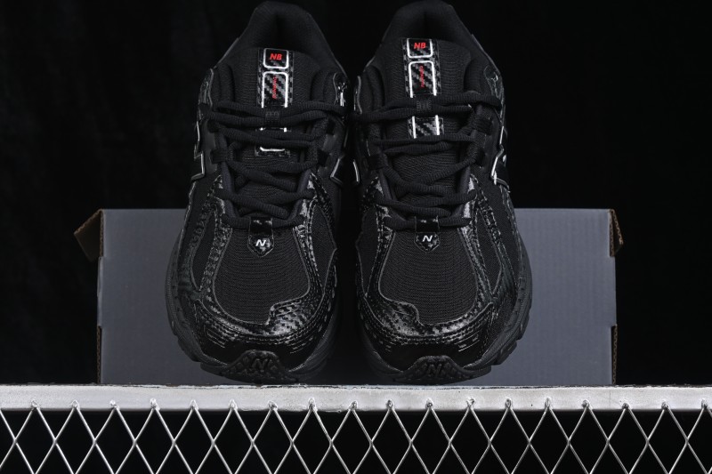 New Balance 1906 Retro Running Shoes with Breathable Mesh and Cushioning - U1906ROE