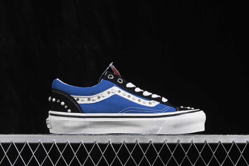 Vans Old Skool Low Top Casual Skateboarding Shoes - VN000E8VYA6