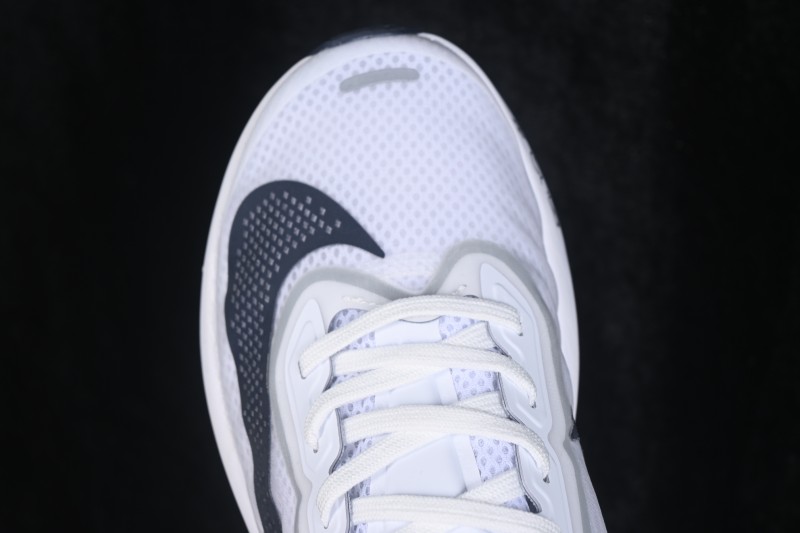 Nike Zoom Fly 6 Running Shoes with Lightweight React Foam and Carbon Fiber Plate - FN8454-104