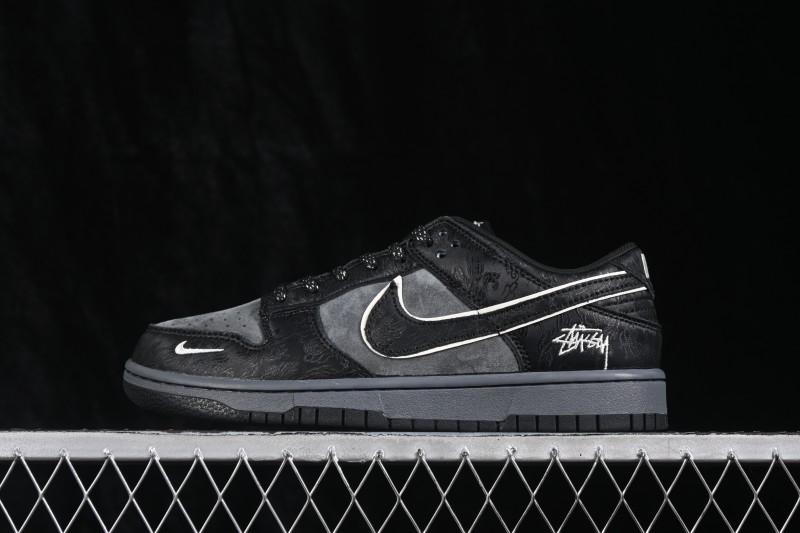Nike SB Dunk Low Year of the Horse Limited Edition Black Horse Premium Custom Low-Top Skateboarding Shoes - SD8888-010