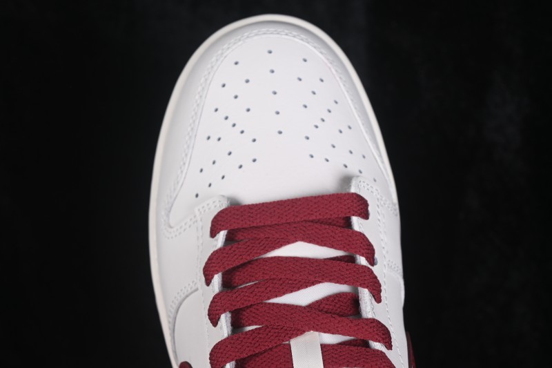 Nike SB Dunk Low White Red Skateboarding Shoes - HF5441-008