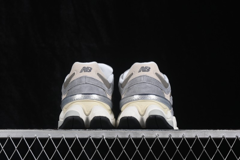 New Balance Retro Casual Running Sneakers with Suede and Mesh Upper and ABZORB Cushioning - U9060LBA