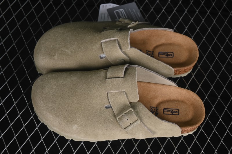 Birkenstock Arizona Soft Footbed Sandals with Shearling Lining - 0560771