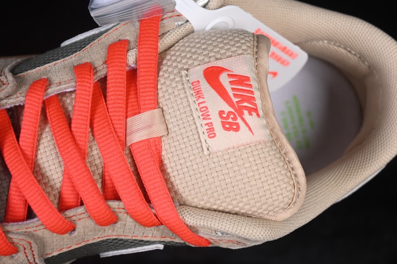 Nike SB Dunk Low Skateboarding Shoes with Premium Leather Construction - IB6206-701