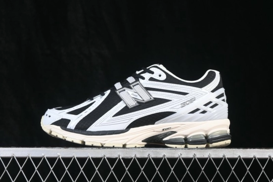 New Balance 1906 Retro Running Shoes with Lightweight Cowhide Leather and T-Beam Arch Support - U1906RCI