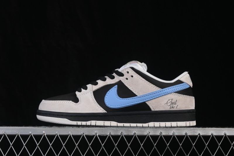 Nike SB Dunk Low Skateboarding Shoes with Cushioned Collar - FZ5645-100