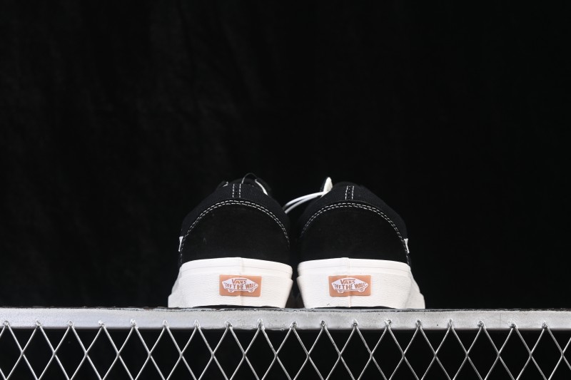 Vans Old Skool Low Top Casual Skateboarding Shoes - VN0005UB1KP