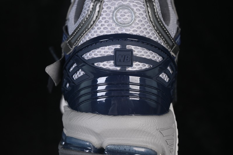 New Balance 1906 Retro Running Shoes with Lightweight Leather and Breathable Mesh Upper - U19064F6