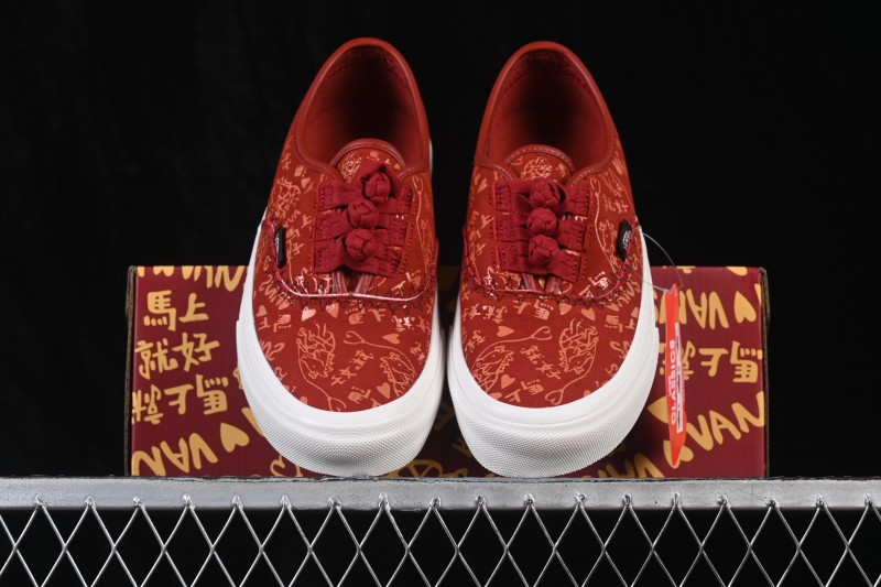 Vans Authentic Year of the Horse Low-Top Casual Skateboarding Shoes with Vulcanized Construction - VN000Z3UHRU