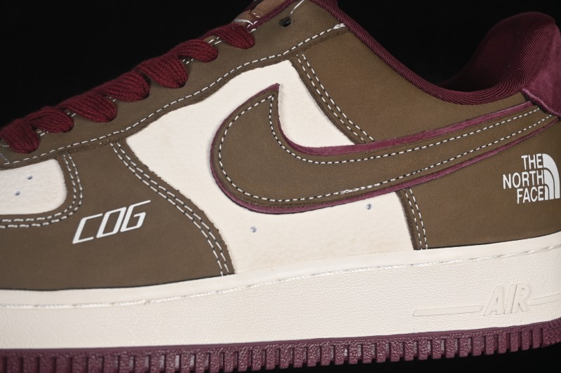 Nike Air Force 1 '07 Low Basketball Shoes with Co-Branded Design and Classic Cushioning - BK1916-011