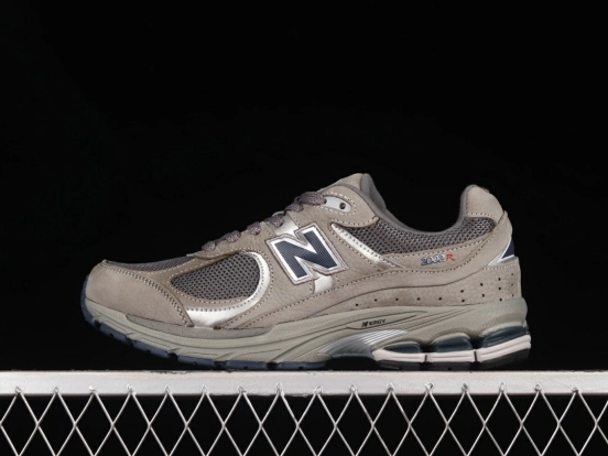 New Balance 2002 Series Retro Running Shoes with Premium Suede and N-ERGY Cushioning - WL2002RA